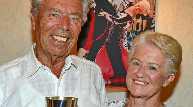 Zwei waschechte Traum-Tänzer: Heinz und Margret Cierpka haben eine bemerkenswerte Karriere aufs Parkett gelegt. Obschon inzwisch