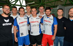 Die Neuen des VfL Pfullingen (von links): Trainer Frederick Griesbach, Alexander Schmid, Julius Haug, Felix Stahl, Niklas Roth, 
