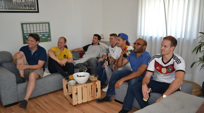 Da war die Stimmung noch ganz gut: Die WM-Runde mit (von links) Gastgeber Alexander Schwerber, Dominik Piecha, Nino Tietze, Stef
