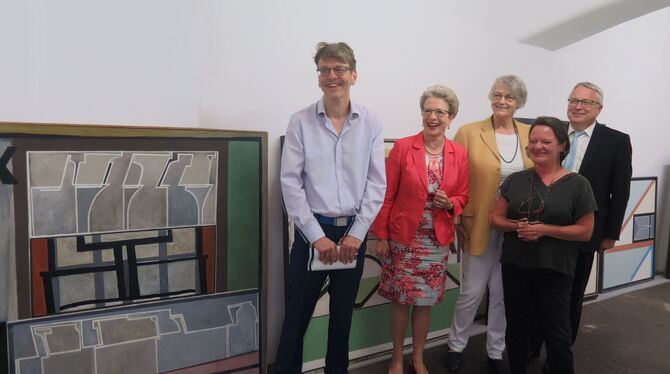 Das Bild links zeigt Dr. Holger Kube Ventura, Leiter des Kunstmuseums Reutlingen / konkret, Oberbürgermeisterin Barbara Bosch, O