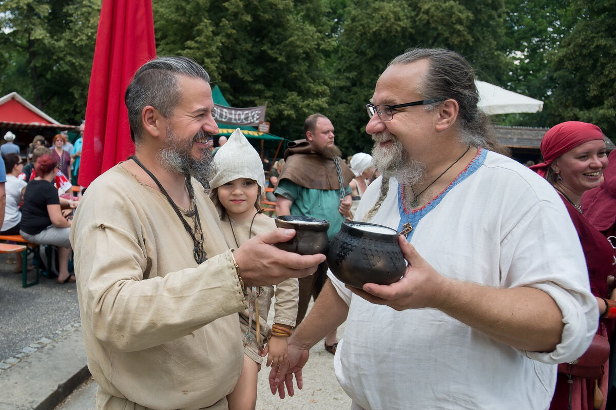 mittelalter-trinkhaus-6538