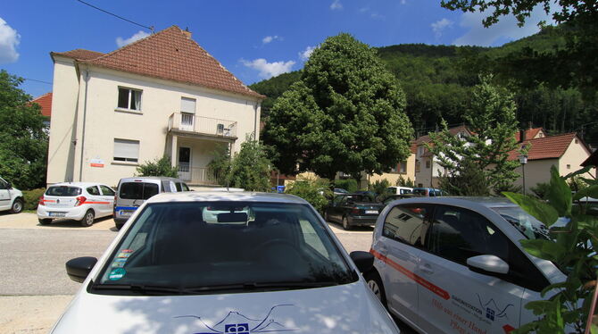 Der bisherige Sitz der Diakoniestation Oberes Ermstal-Alb in der Mühlstraße 6 in Bad Urach wird abgebrochen und durch einen Neub