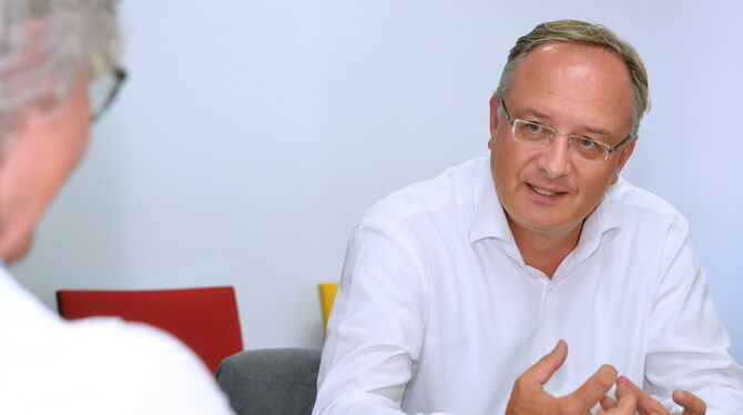 SPD-Fraktionsvorsitzender Andreas Stoch beim Reutlinger General-Anzeiger. Ein Bonus bei der Vergabe von Studienplätzen und eine