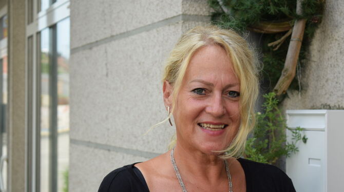 »Eigentlich brauchen wir keinen Discounter in Grafenberg«, sagt Karin Plankenhorn, die in der Grafenberger Ortsmitte ihr Friseur