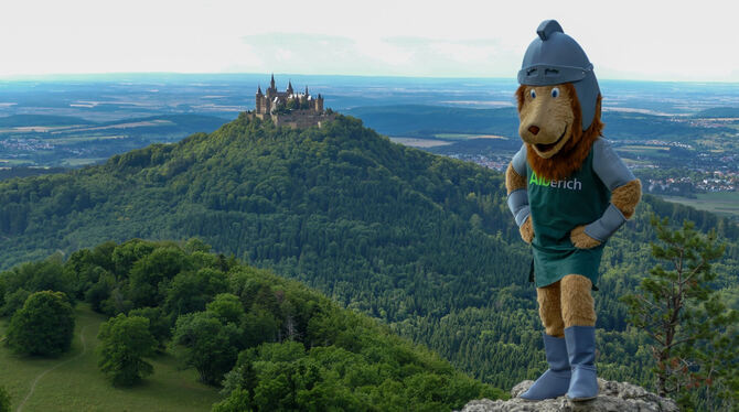Alberich wartet auch vor dem Hohenzollern auf Zeitreisende. FOTO: PR Alberich wartet auch vor dem Hohenzollern auf Zeitreisende. FOTO: PR