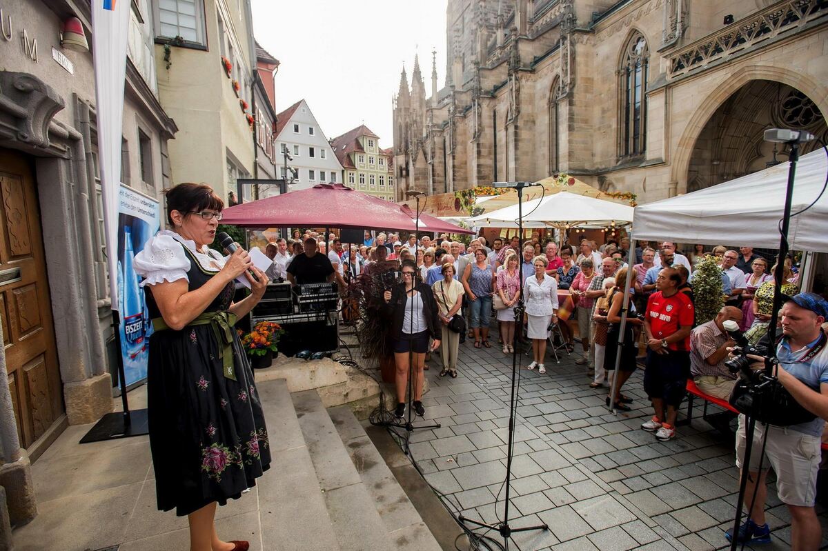 weindorf_rt_eroeffnung_2018_trinkhaus_13