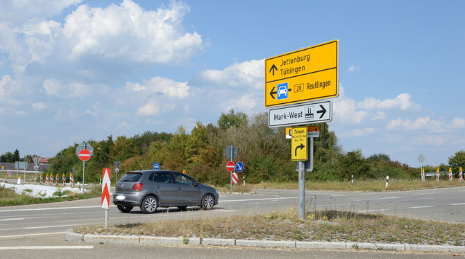 Elf Mal hat es innerhalb von zwei Jahren an der Kreuzung in Jettenburg heftig gekracht. Nun wird der Bereich umgebaut, um mehr S