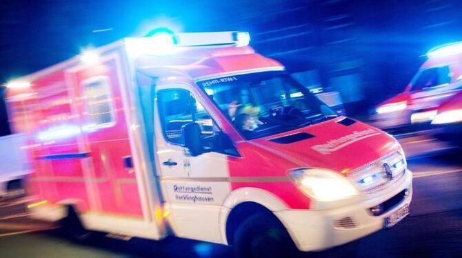 Rettungswagen im Einsatz Rettungswagen im Einsatz