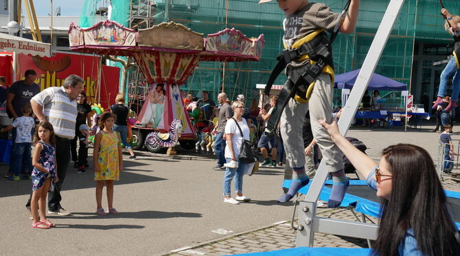 Viel Action und Jahrmarkt-Atmosphäre gab’s beim Breuninger-Kinderfest. FOTO: LEISTER