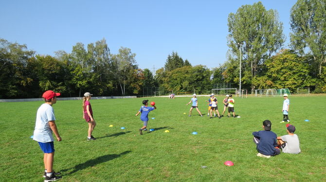 Immer am Ball, immer Action: Das Sportcamp des TSV Betzingen war wieder ein voller Erfolg. FOTO: VEREIN