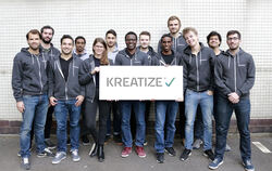Das Team von Kreatize mit den Gründern Simon Tüchelmann (Zweiter von links)und Daniel Alonso Garcia (Dritter von links) ist star