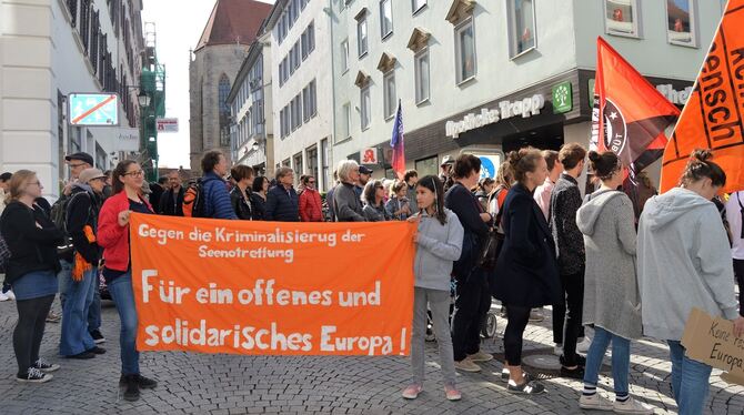Eine Demonstration in Tübingen für mehr Rechte von Flüchtlingen.