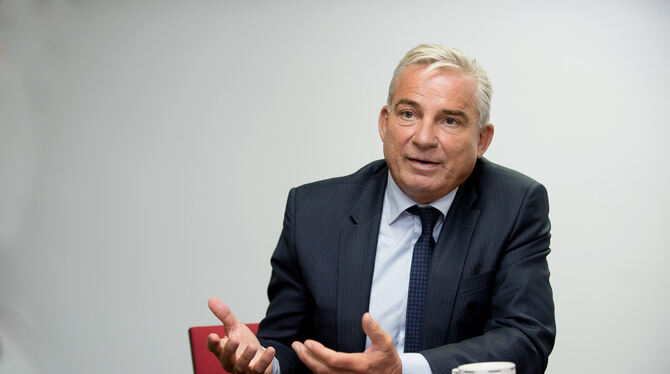 Thomas Strobl gibt Einblick in das Privatleben eines Ministers.