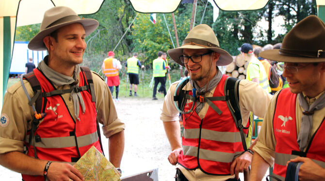 Platt aber glücklich waren die Teams am Ende des laufintensiven Wettbewerbs.  FOTO: LEIPPERT