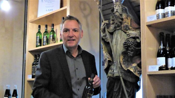 Er kann sich freuen, der Geschäftsführer der Weingärtnergenossenschaft Metzingen-Neuhausen, Jörg Waldner: "Die Weinernte war qua