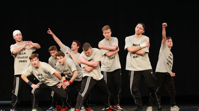 Von Hip-Hop bis Volkstanz: Die Tänzer messen sich in vier Kategorien.  FOTOS: PR