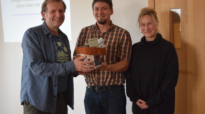 Findet das Gomaringer Engagement gut: Gerhard Trabert. FOTO: JAENSCH Findet das Gomaringer Engagement gut: Gerhard Trabert. FOTO: JAENSCH