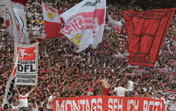 Nicht nur in Stuttgart protestieren die Fans gegen Montagsspiele in der Bundesliga. Offensichtlich mit Erfolg. FOTO: WITTERS