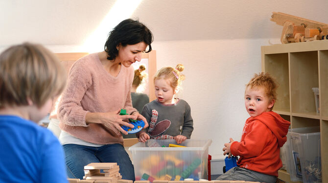 Sämtliche Kindergärten auf den Härten sind ausgelastet. So auch das Kinderhaus in Jettenburg mit Erzieherin Nadine Schneider. FO