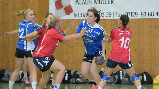 Nicht zu stoppen: Lydia Junger erzielte für den VfL Pfullingen 13 Tore.  FOTO: BAUR