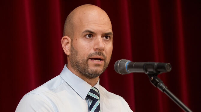 Der neue Bürgermeister von Wannweil, Dr. Christian Majer, ist vom Gemeinderat in die Besoldungsgruppe A 16 für Beamte eingestuft