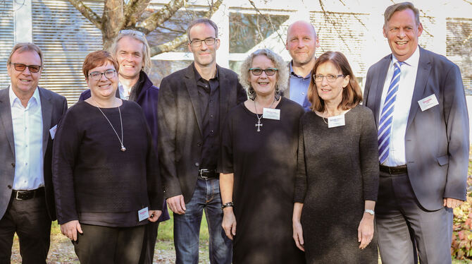 Die Organisatoren und der Hauptredner: Eberhard Gruner, Daniela Stenzel-Karg, Roland Hocker, Professor Dr. Thorsten Bohl, Elke H