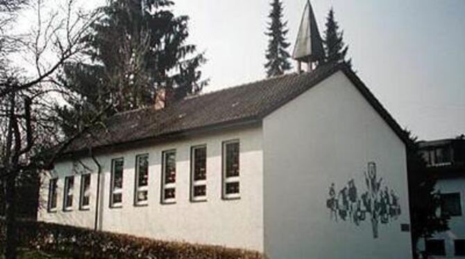 Die Kusterdinger Friedenskirche steht zum Verkauf.  FOTO: PRIVAT