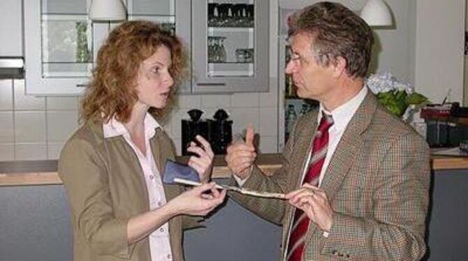 Da hat der Siebenschläfer gebissen: TV-Chef Eberhard Geiger und die Eninger Bürgermeisterin Margarete Krug gestern bei der Besic