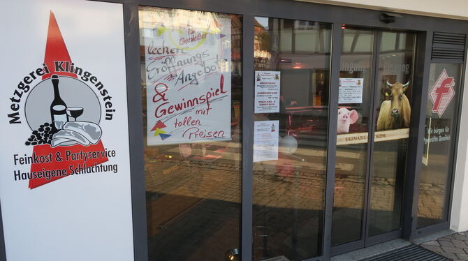 Die Nehrener Filiale der Metzgerei Roland Klingenstein aus Haigerloch-Stetten ist seit vergangenen Freitag geöffnet.   FOTO: MER