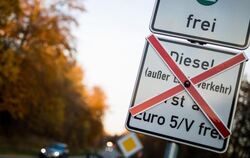 Straßenschild zum Diesel-Fahrverbot