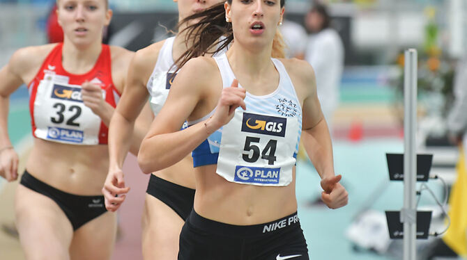 Platz zwei über 800 Meter sicherte Sophie Hamann den Fünfkampf-Titel.  FOTO: HENSEL
