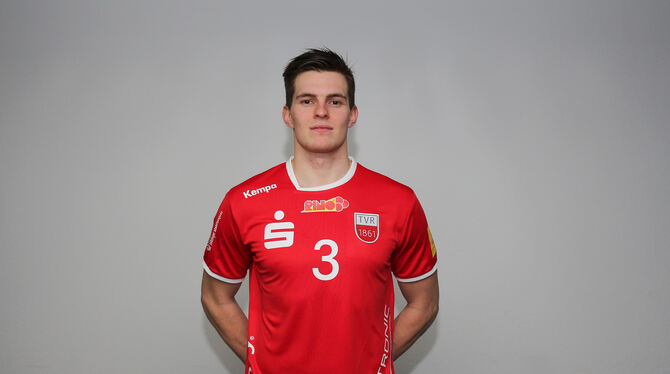 Der vom SV Fellbach gekommene Richard Peemüller (20/Bild) ersetzt den verletzten Alex Duncan-Thibault.  FOTO: LISS