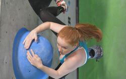 Hat den Boulder gut durchstiegen: Die Reutlingerin Helen Danco war Drittplatzierte beim ersten südwestdeutschen Jugendcup des Ja