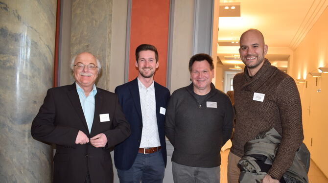 Volker Steinmaier, Christian Betz, Ralf Kurz und Bürgermeister Christian Majer (von links) von der Gemeindeverwaltung Wannweil f
