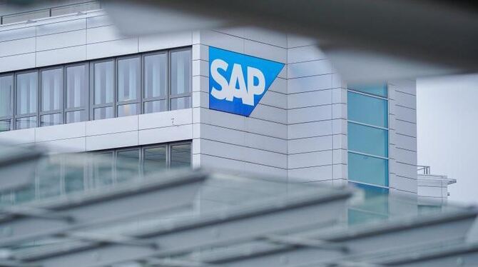 SAP-Logo an einem Gebäude