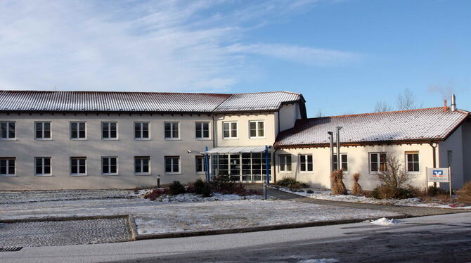 Die frühere Standortverwaltung auf der Haid war als Domizil fürs Albgymnasium im Gespräch. Daraus wird nichts.  FOTO: BAIER