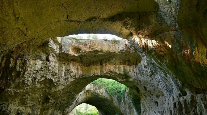 Die Dewetaki-Höhle im Nordwesten Bulgariens: Bilder und Geschichten der Naturfotografen Armin und Patricia Hofmann von einer Bul