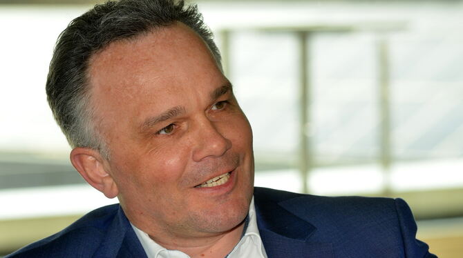 Der Vorstandsvorsitzende des Maschinenbauers Manz, Martin Drasch.   FOTO: NIETHAMMER