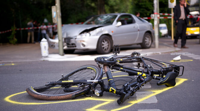 Die Zahl der Fahrradunfälle im Bereich des Reutlinger Polizeipräsidiums ist weiter angestiegen. FOTO: DPA