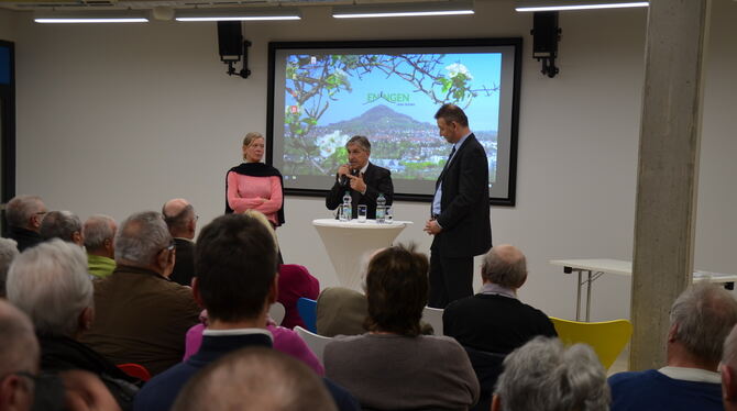 Diskussion in der Achalmschule (von links): Sabine Winkler, Karl-Heinz Walter und Alexander Schweizer.