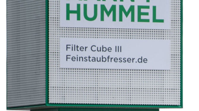 Schadstoff-Filtersäulen fressen schon Feinstaub in Stuttgart. In Reutlingen sollen sie auf Stickstoffdioxid angesetzt werden.  F