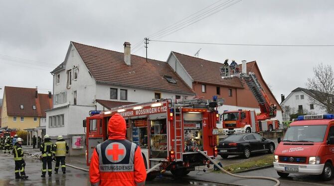 Schnell in den Griff bekam die Feuerwehr einen Kaminbrand in der Belsener Ortsmitte.