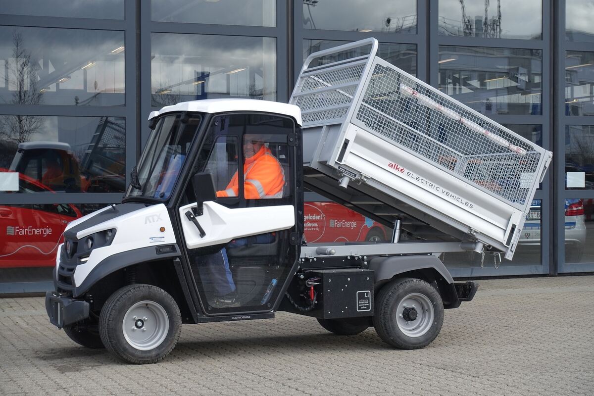 Spezialfahrzeuge mit Elektroantrieb sind deutlich teurer als mit Dieselmotor - haben aber niedrigere Unterhaltskosten.