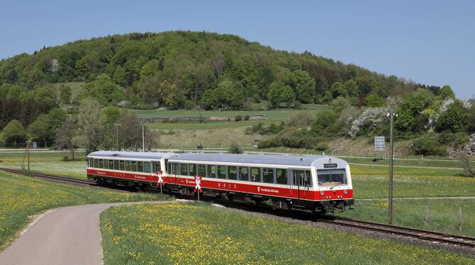 Auf der Strecke Engstingen–Gammertingen werden von Ende 2019 an auch immer wieder Sonderfahrten mit dem Schienenbus möglich sein