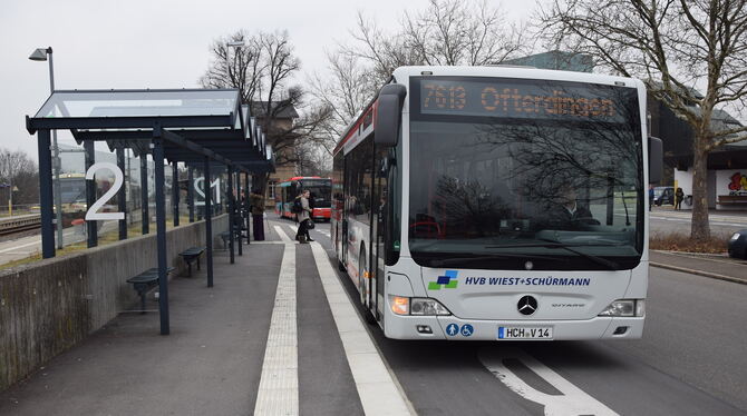 Ofterdingen bekam neben der Linie 115 nach Rottenburg eine neue Buslinie. Alle 30 Minuten ist mit der Linie 7613 eine Fahrt von