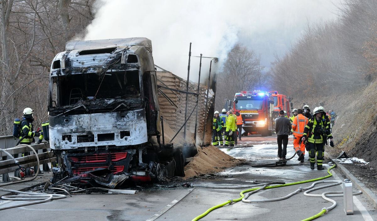 pel-2103-3unfall steige-niethammer