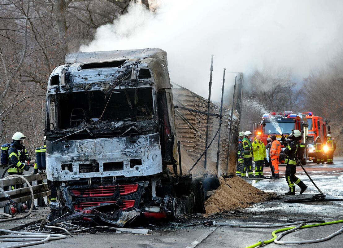 pel-2103-5unfall steige-niethammer