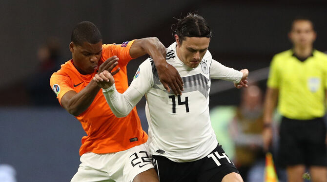 Trifft entscheidend gegen die Niederlande zum 3:2: Nico Schulz (rechts). FOTO: DPA