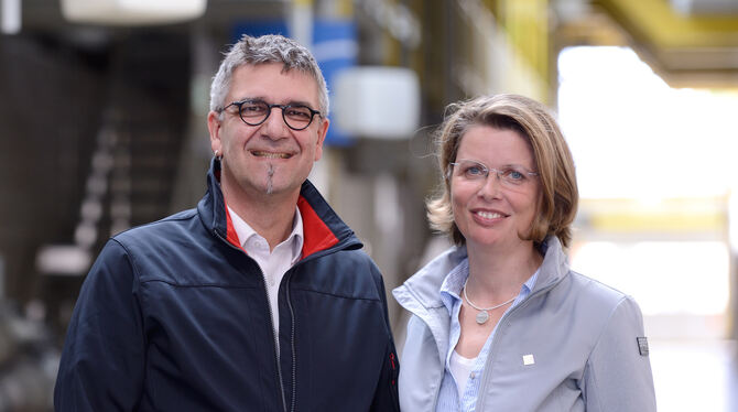 Professor Goretzky und Professor Lipp-Allrutz von der Hochschule Reutlingen.  FOTO: PIETH