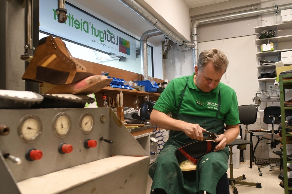 Martin Diether in seiner Werkstatt in der Hirschstraße